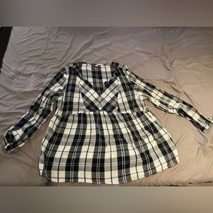 ☘️Old navy women's baby doll top